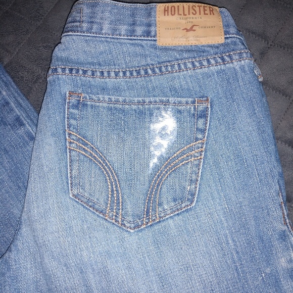 Hollister Jeans - Picture 2 of 4